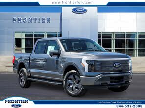 Ford F-150 Lightning Lariat SuperCrew AWD