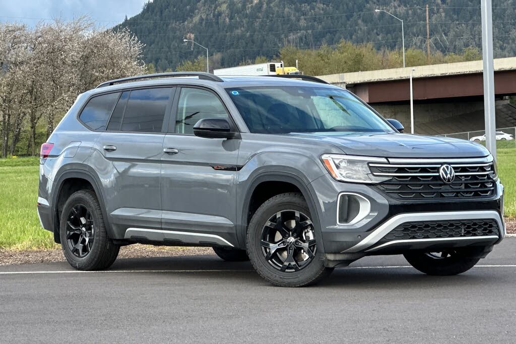 2025 Volkswagen Atlas Peak Edition 4Motion