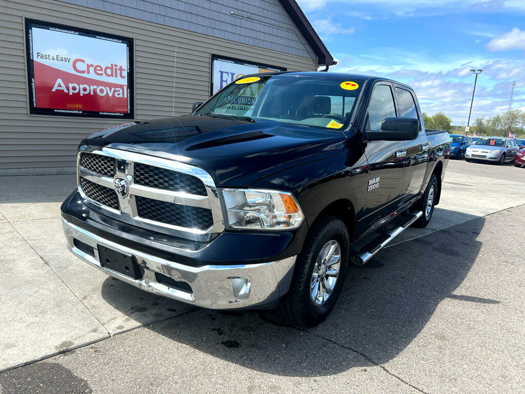 2013 RAM 1500 SLT Crew Cab 4WD