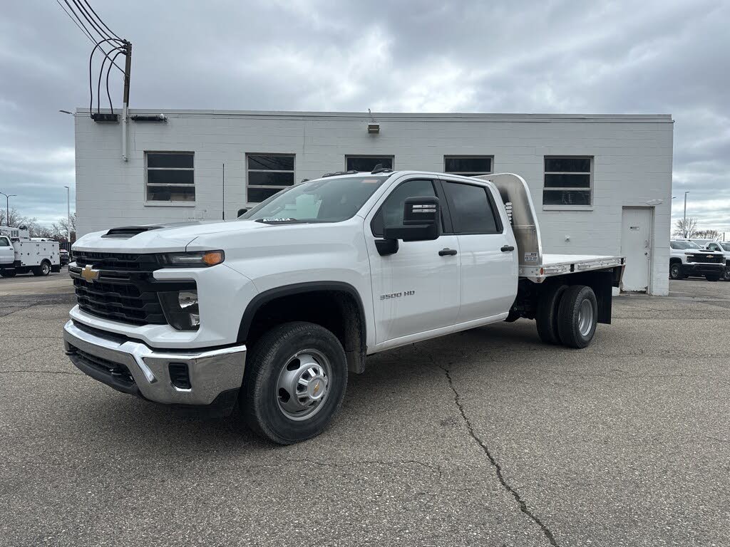 2025 Chevrolet Silverado 3500HD Work Truck Crew Cab LB 4WD