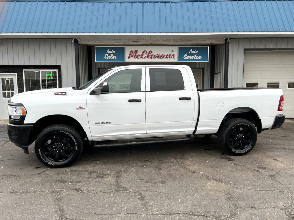 2022 RAM 2500 Tradesman Crew Cab 4WD