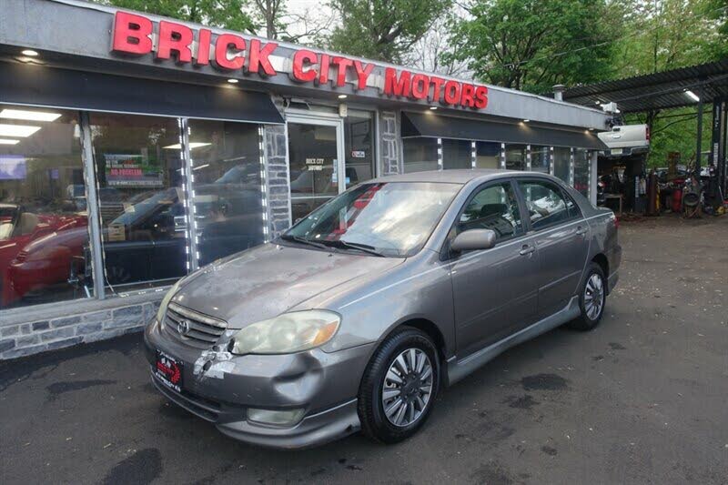 2004 Toyota Corolla LE