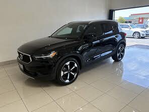Volvo XC40 T4 Momentum FWD