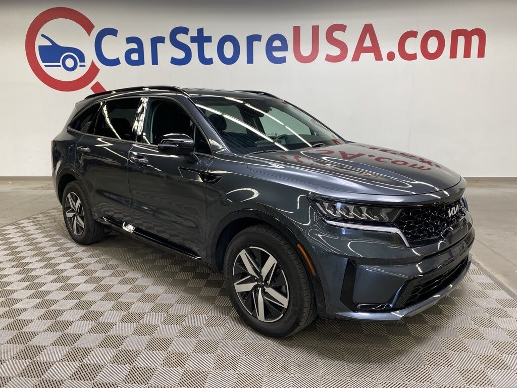 2022 Kia Sorento S FWD
