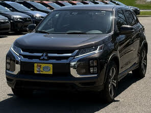 Mitsubishi Outlander Sport SE FWD