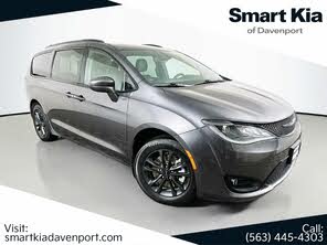 Chrysler Pacifica Launch Edition AWD