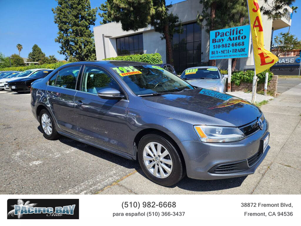 2013 Volkswagen Jetta Hybrid SEL FWD