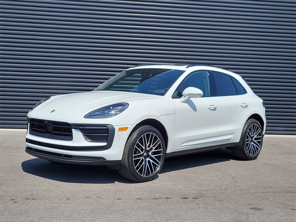 2025 Porsche Macan AWD