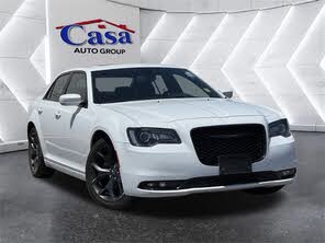 Chrysler 300 S V6 RWD