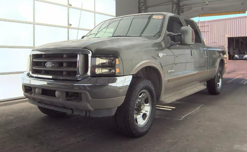 2004 Ford F-250 Super Duty Lariat Crew Cab RWD