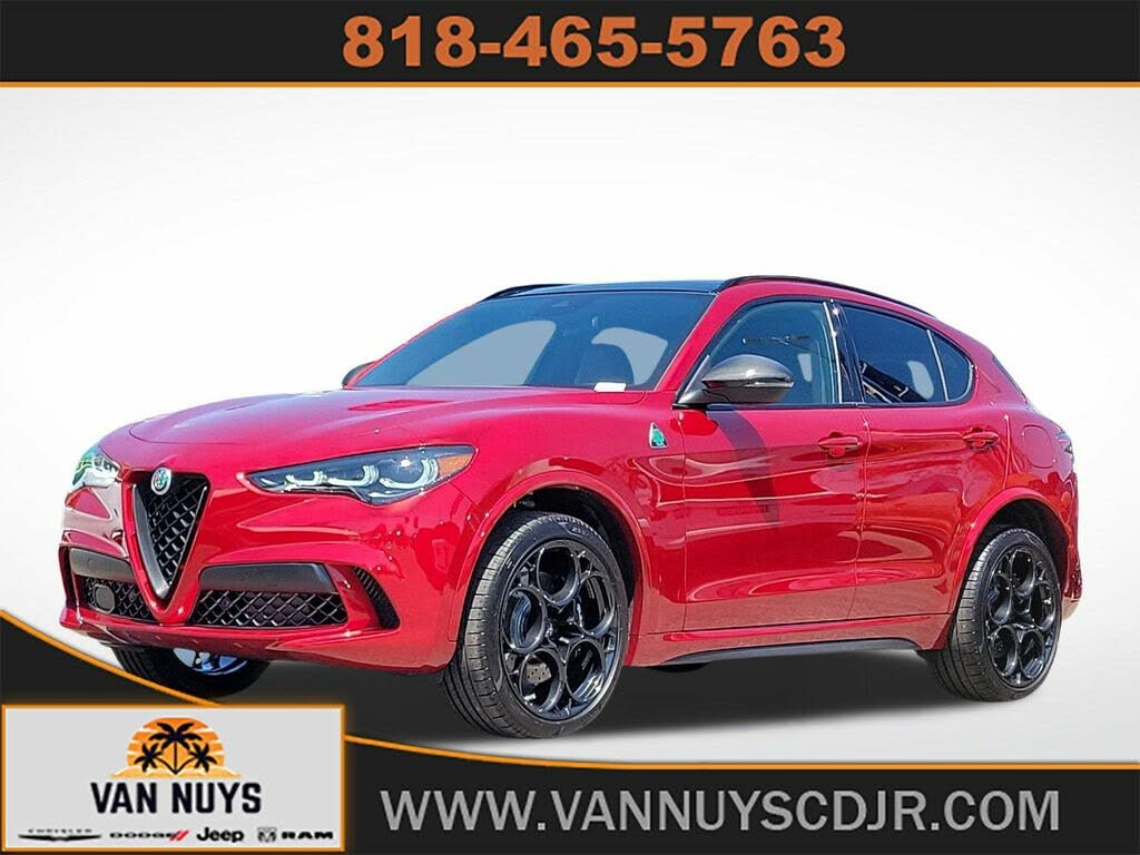 2024 Alfa Romeo Stelvio Quadrifoglio AWD