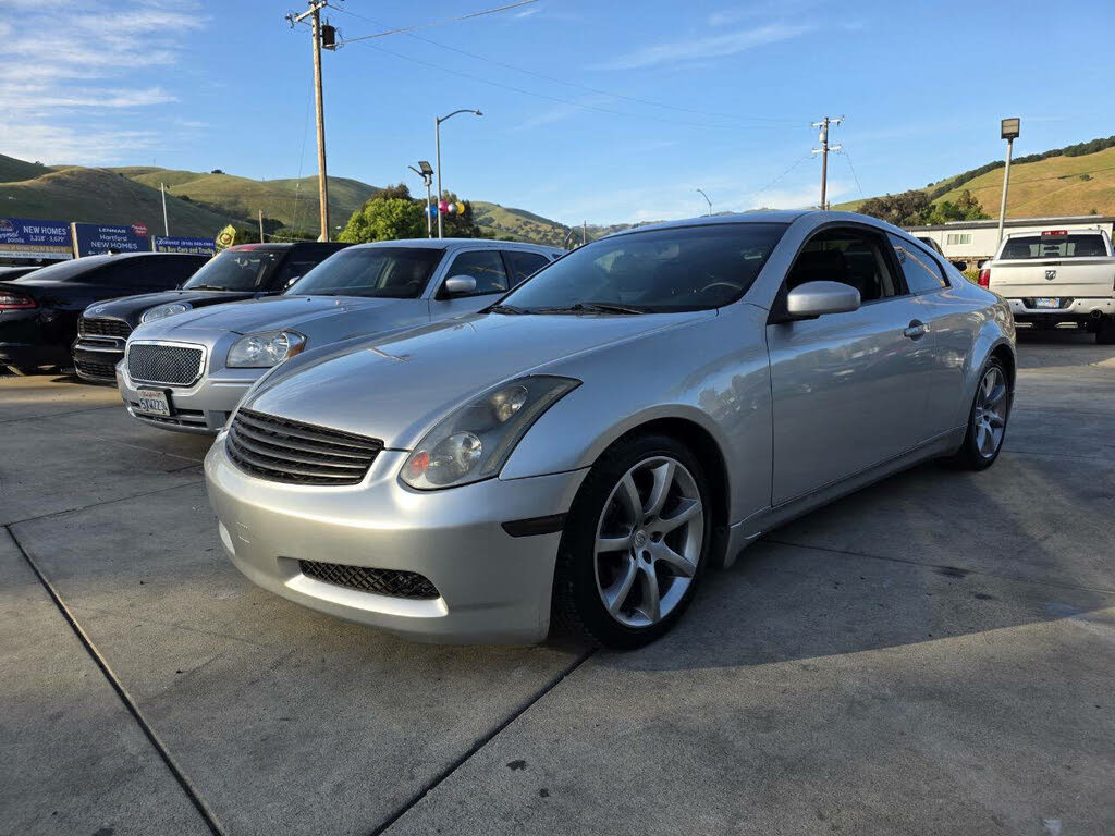 2004 INFINITI G35 Coupe RWD