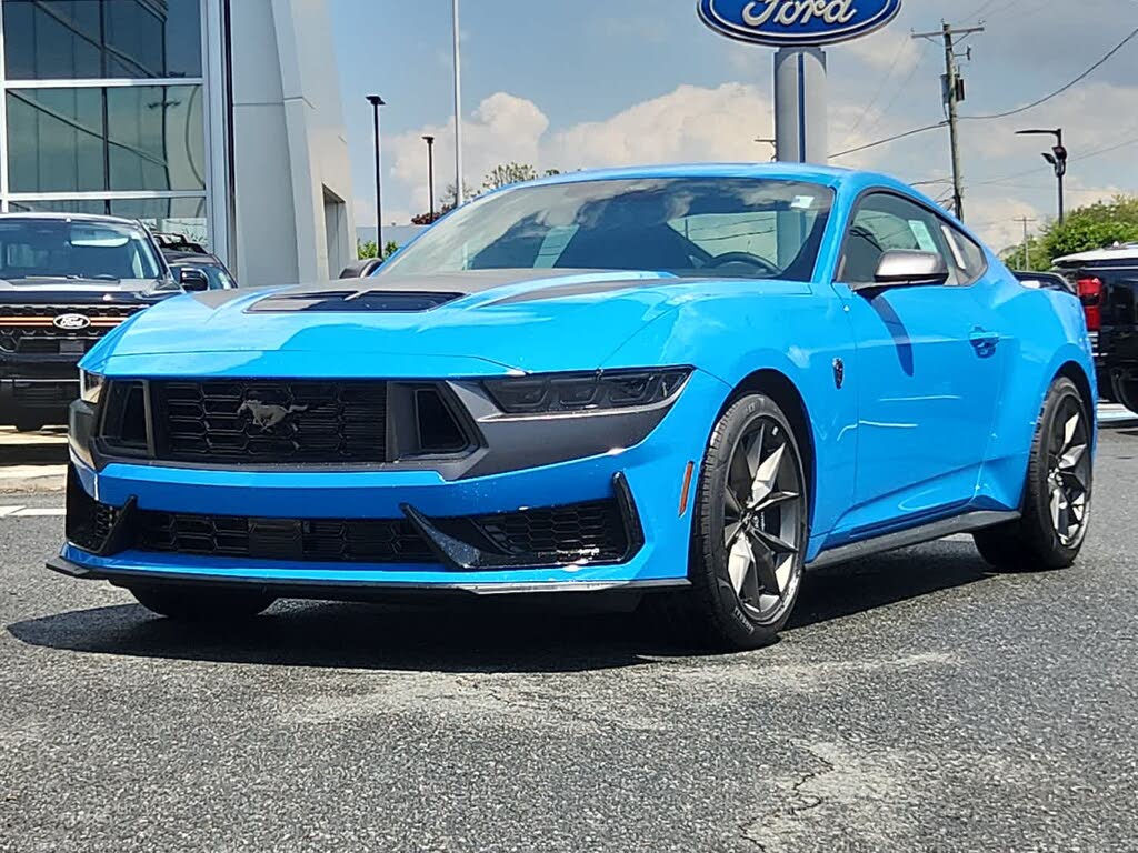 2025 Ford Mustang Dark Horse Fastback RWD