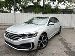 Volkswagen Passat 2.0T R-Line FWD