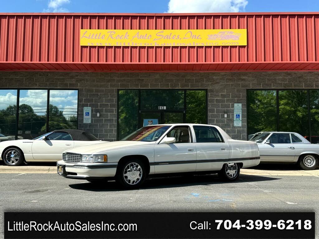 1995 Cadillac DeVille Concours Sedan FWD