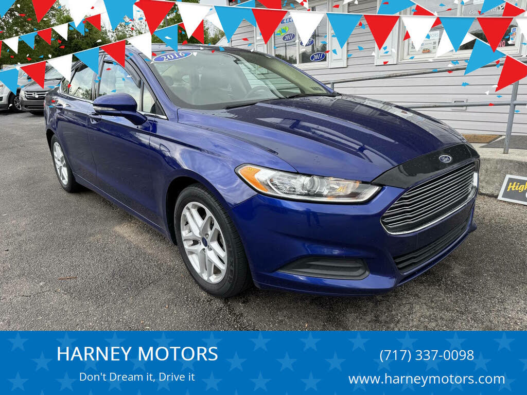 2016 Ford Fusion SE