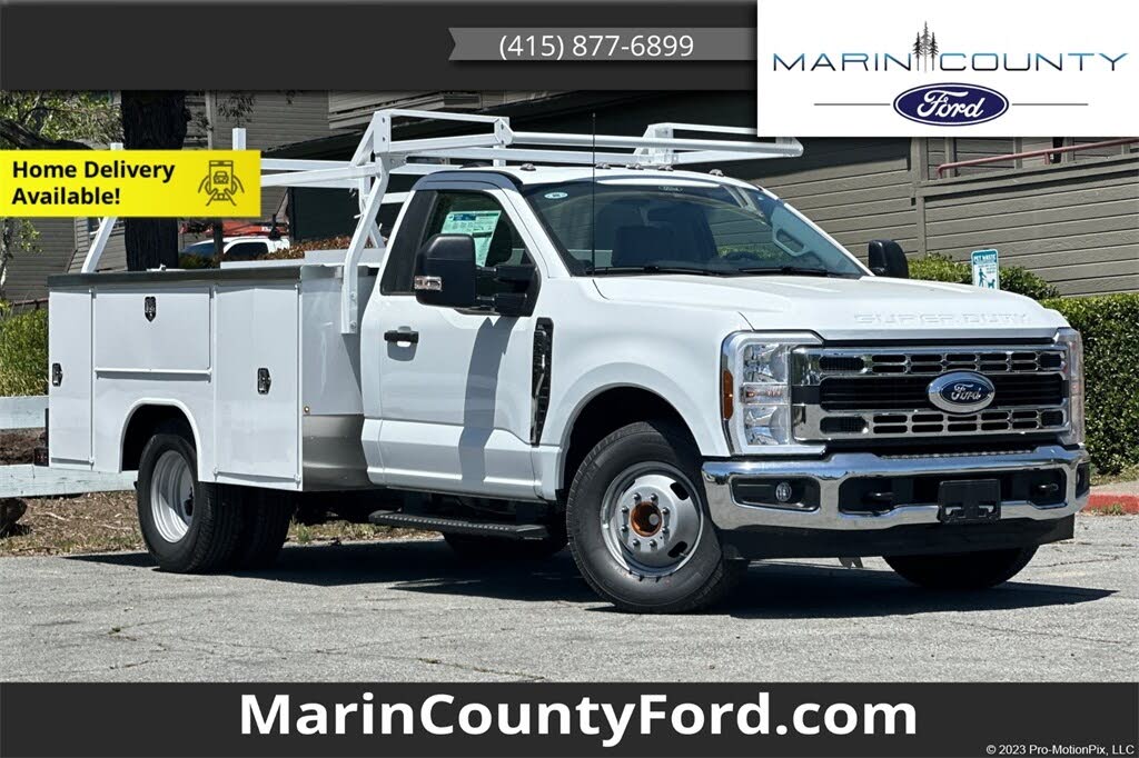 2025 Ford F-350 Super Duty Chassis XL Regular Cab DRW RWD