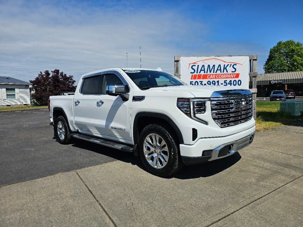 2023 GMC Sierra 1500 Denali Crew Cab 4WD