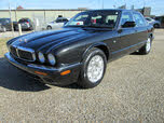 Jaguar XJ-Series XJ8 RWD