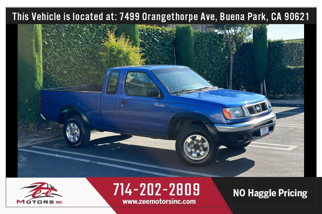 1998 Nissan Frontier 2 Dr XE 4WD Extended Cab SB
