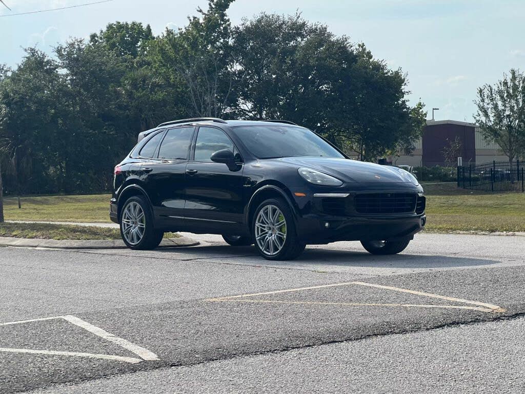 2017 Porsche Cayenne S AWD