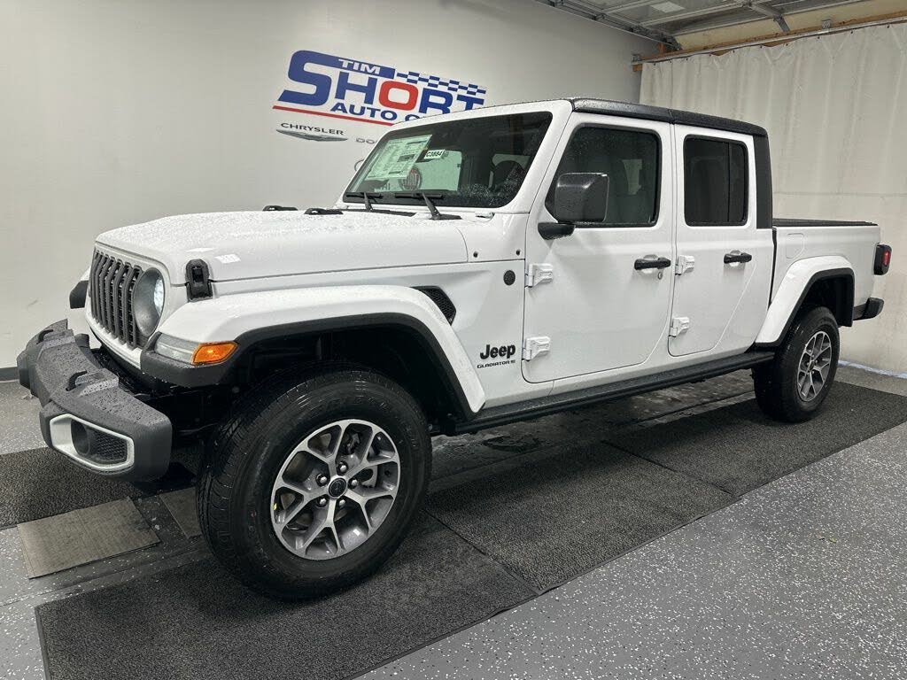 2025 Jeep Gladiator Sport S Crew Cab 4WD