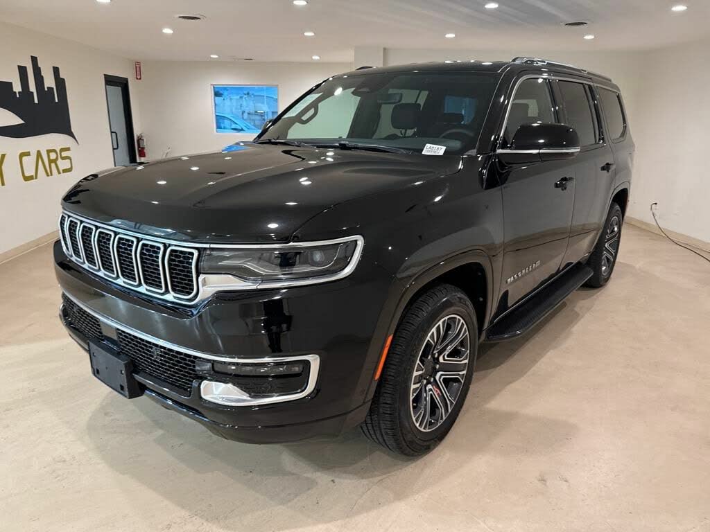 2024 Jeep Wagoneer RWD