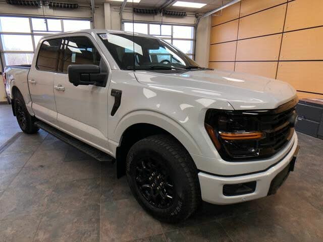 2025 Ford F-150 XLT SuperCrew 4WD