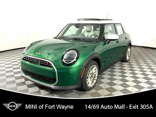 2025 MINI Cooper S Signature Trim 4-door Hatchback