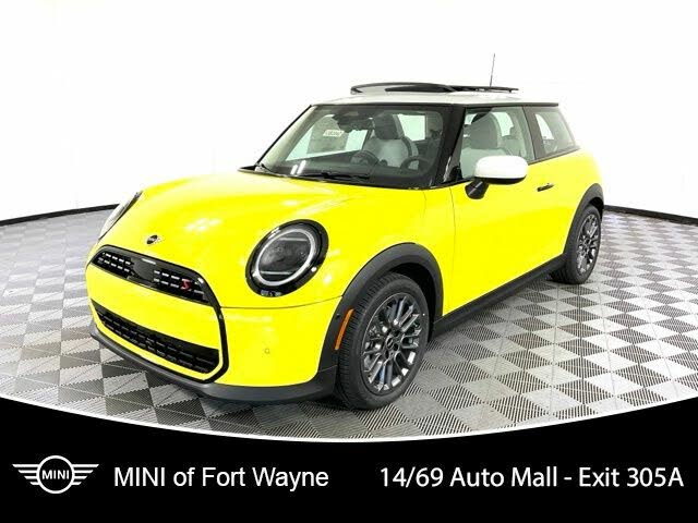 2025 MINI Cooper S Signature Trim 2-door Hatchback