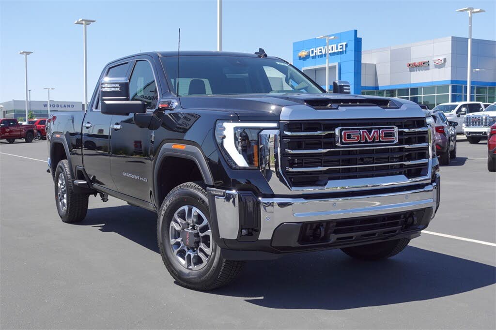 2025 GMC Sierra 2500HD SLT Crew Cab 4WD