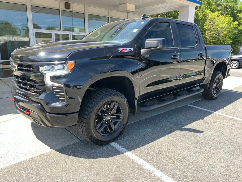2024 Chevrolet Silverado 1500 LT Trail Boss Crew Cab 4WD