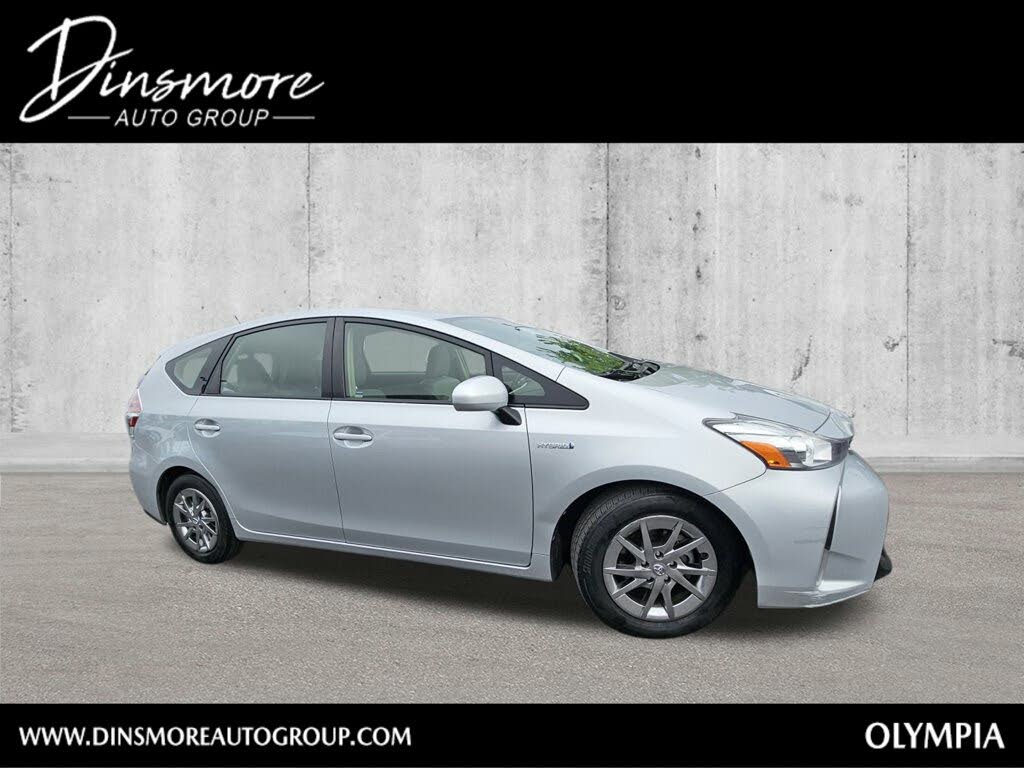 2016 Toyota Prius v Four FWD