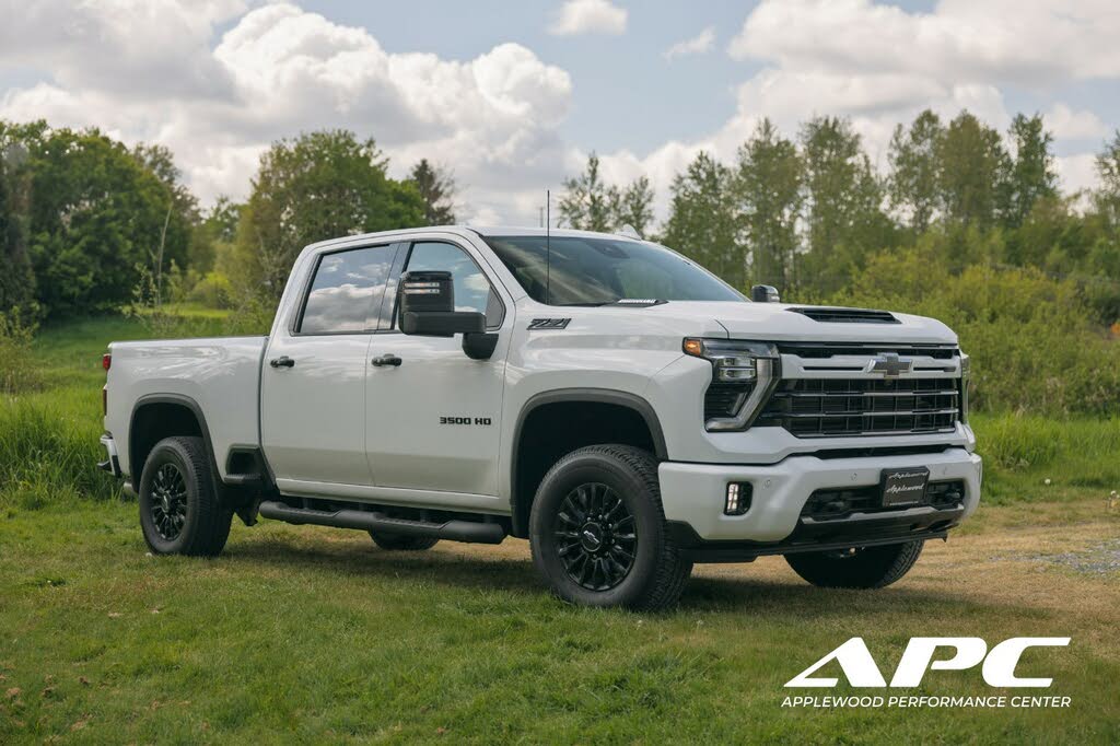 2024 Chevrolet Silverado 3500HD LTZ Crew Cab 4WD