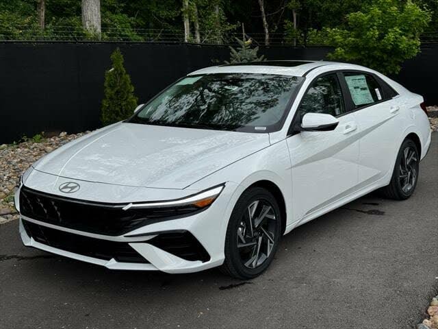 2025 Hyundai Elantra Hybrid Limited FWD