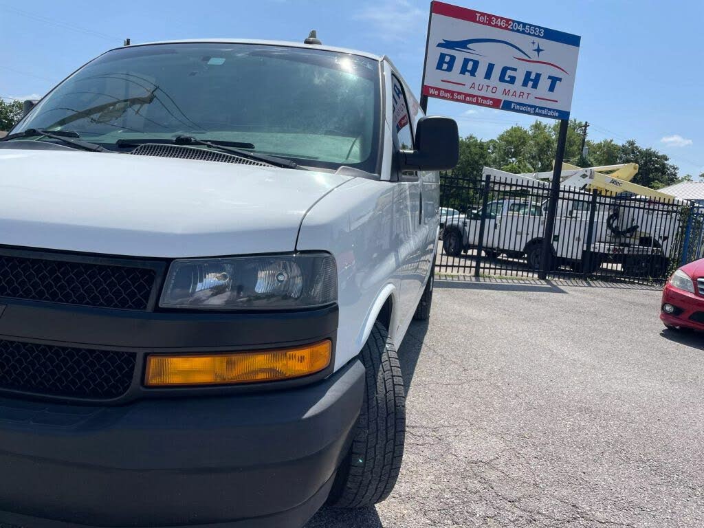2020 Chevrolet Express Cargo 2500 RWD