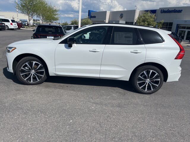 2025 Volvo XC60 B5 Ultra Dark Theme AWD