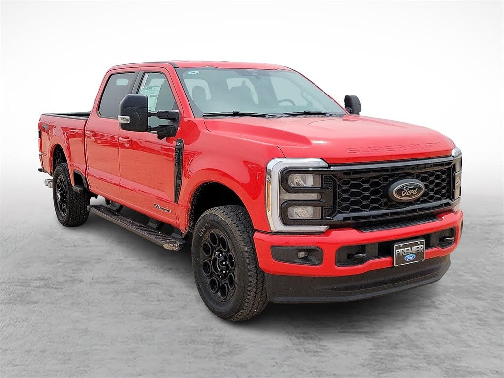 2025 Ford F-250 Super Duty XLT Crew Cab 4WD