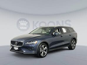 Volvo V60 Cross Country B5 Plus AWD