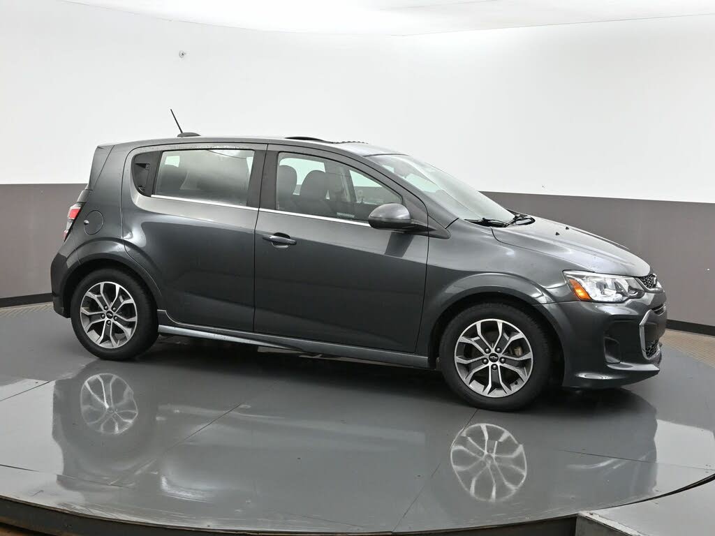 2018 Chevrolet Sonic LT Hatchback FWD