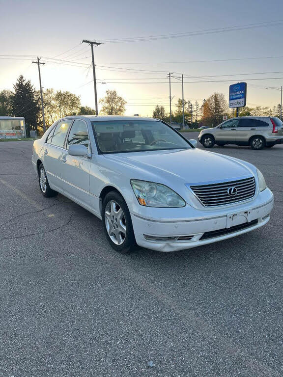 2004 Lexus LS 430 RWD