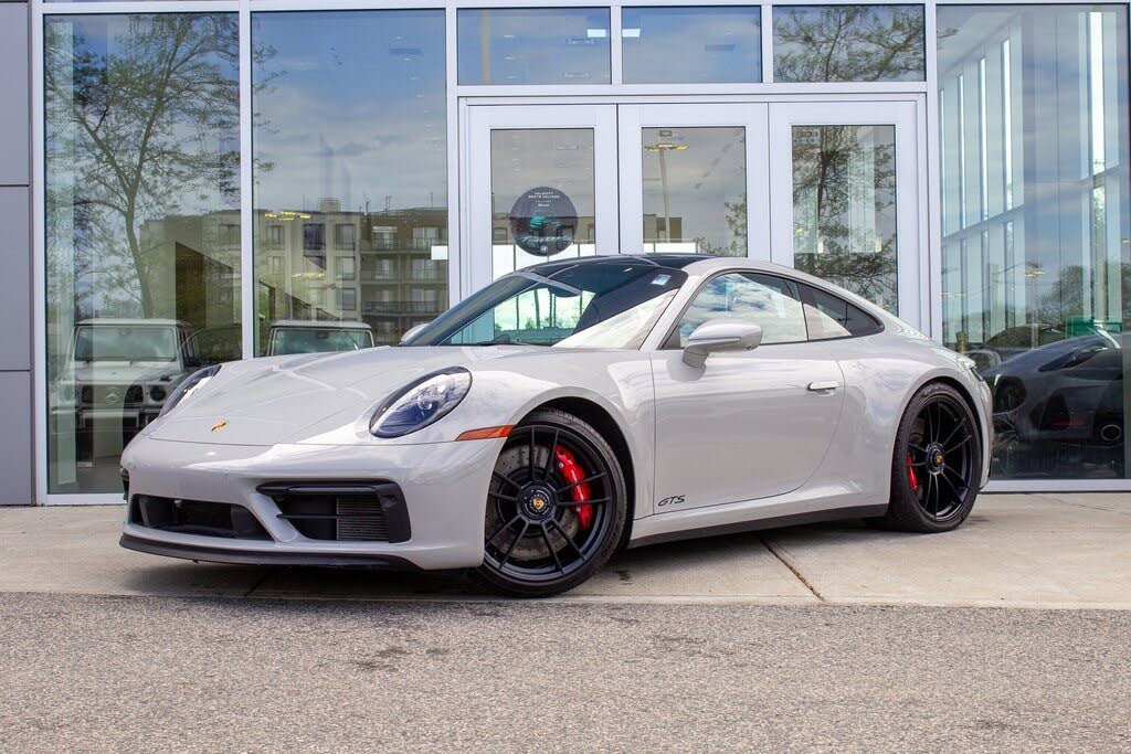 2024 Porsche 911 Carrera GTS Coupe RWD