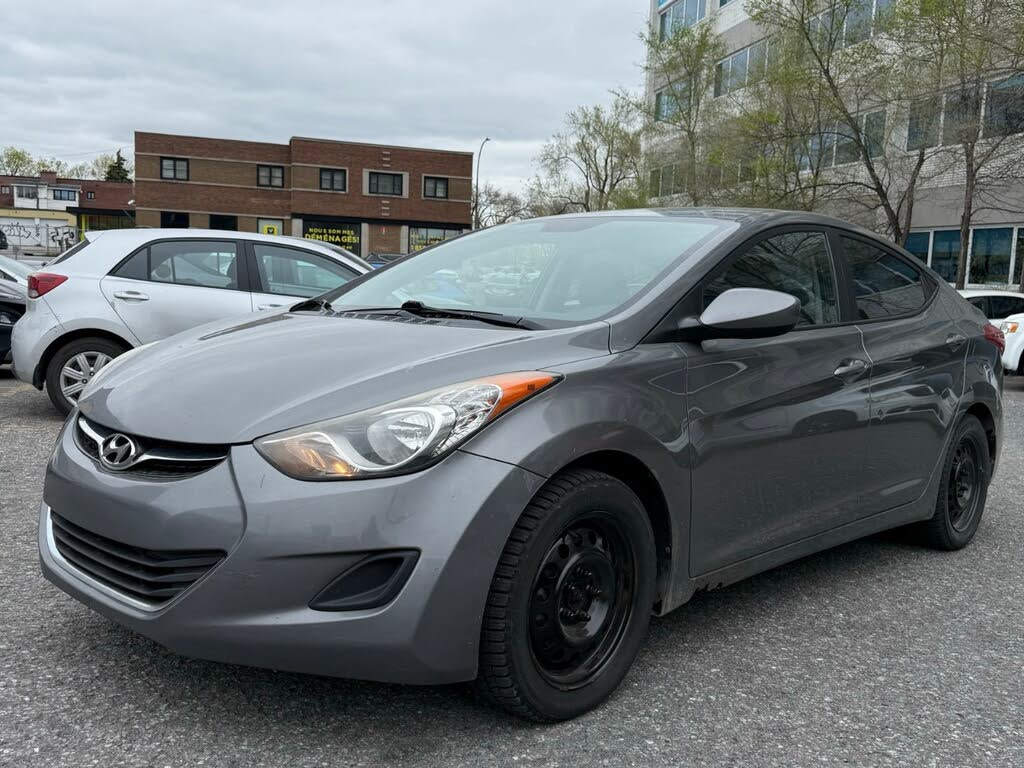 Hyundai Elantra GL FWD 2013