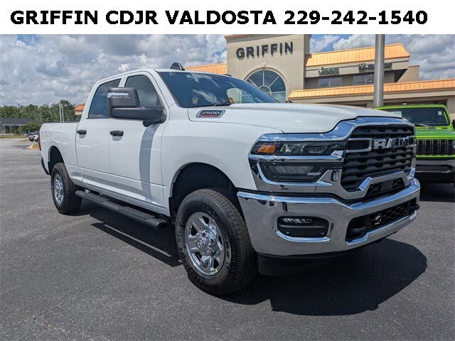 2025 RAM 2500 Tradesman Crew Cab 4WD