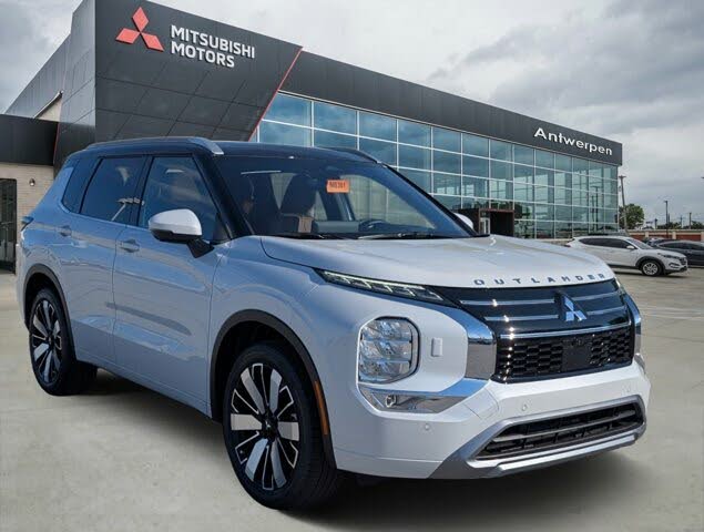 2025 Mitsubishi Outlander SEL FWD