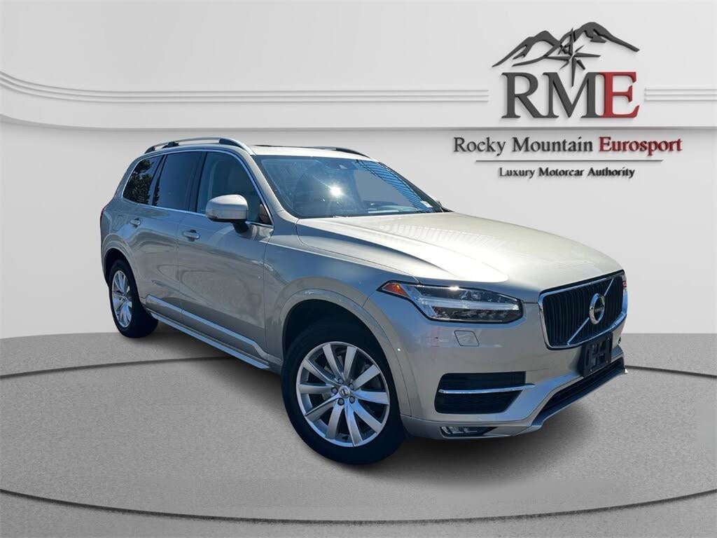 2016 Volvo XC90 T6 Momentum AWD