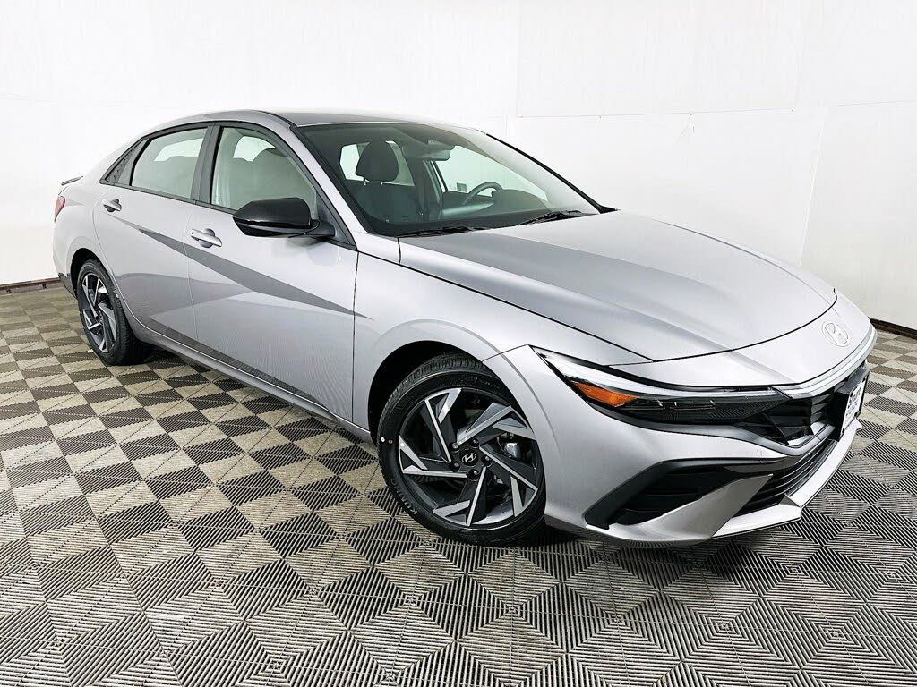 2025 Hyundai Elantra SEL Sport FWD
