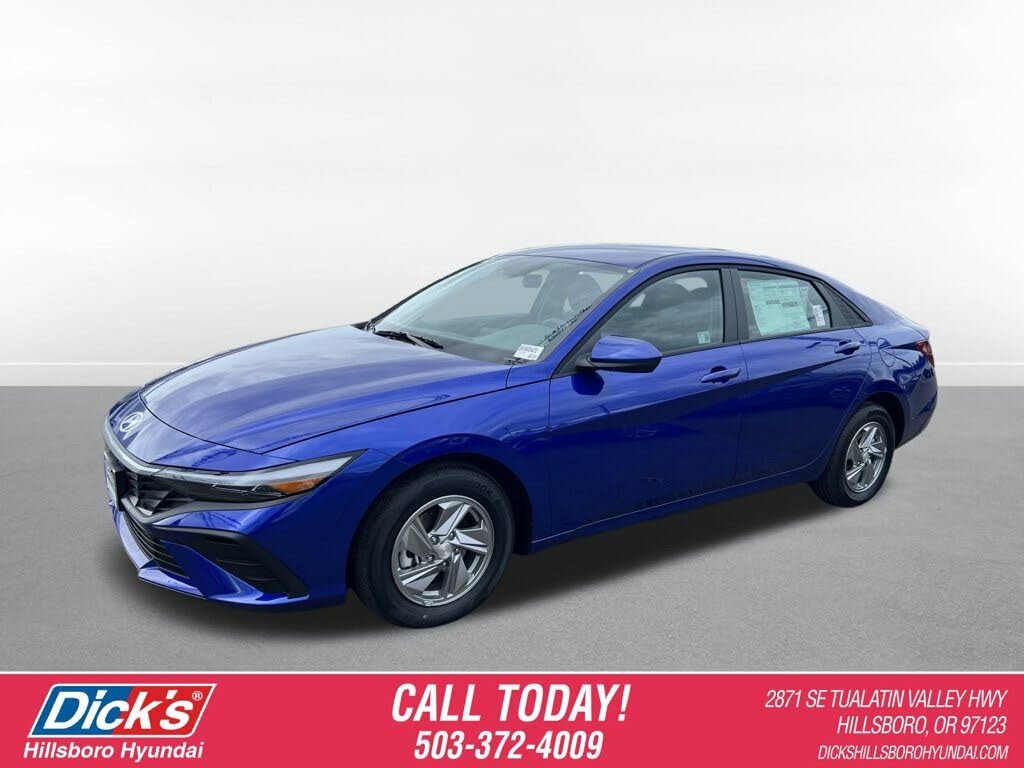 2025 Hyundai Elantra SE FWD