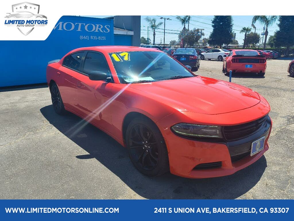 2017 Dodge Charger SE RWD