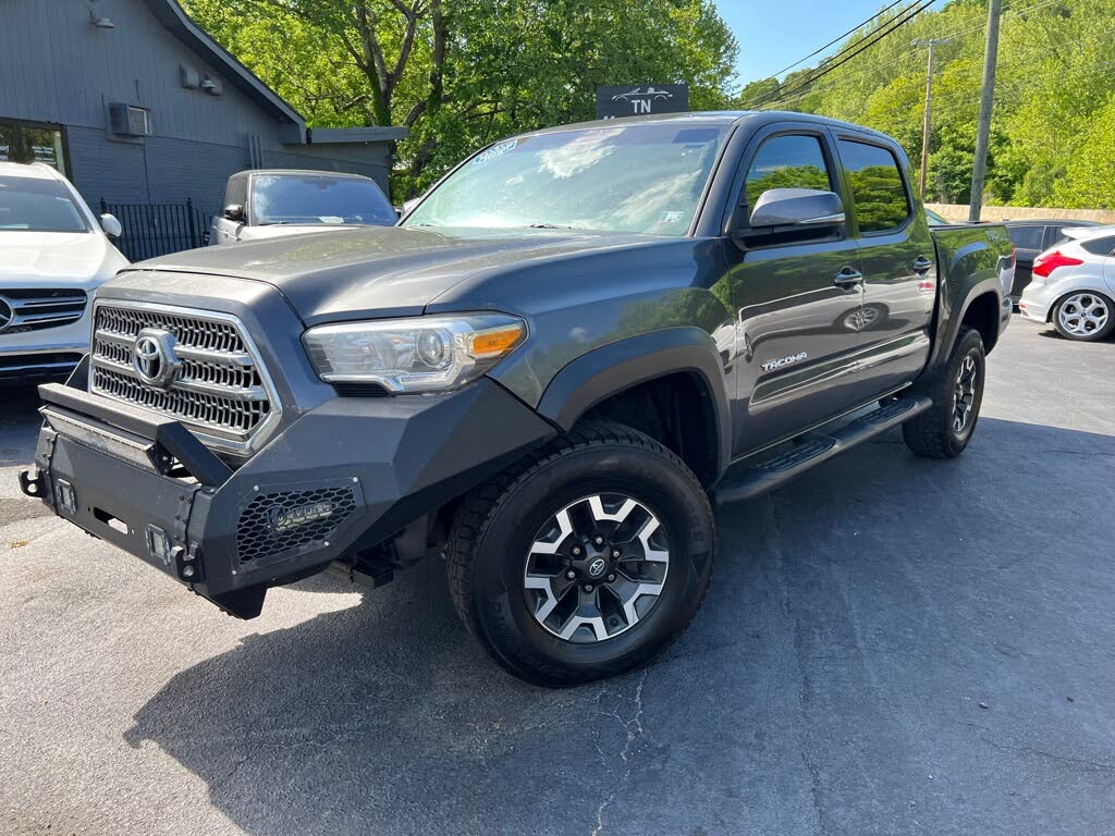 2017 Toyota Tacoma TRD Sport V6 Double Cab 4WD